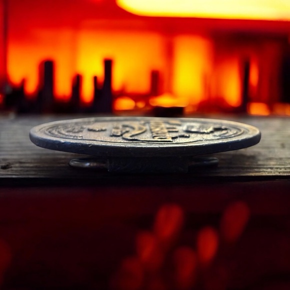 1978 Vintage Carlsberg Beer Belt Buckle/Bottle Opener. - Picture 5 of 11